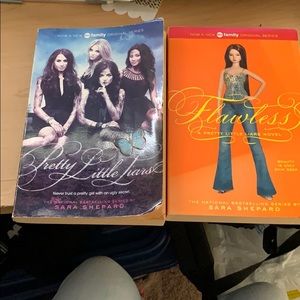 Pretty little liars book